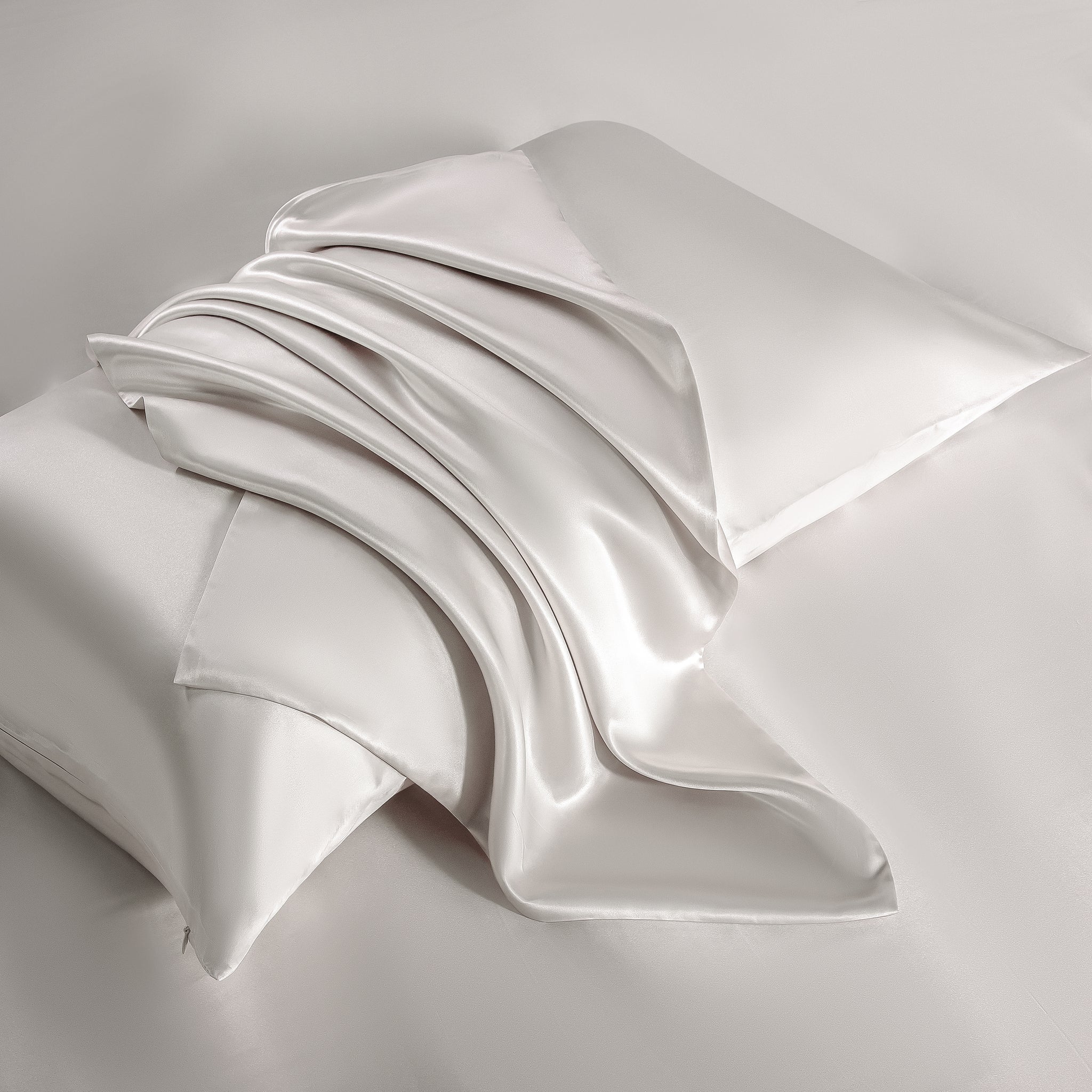 RISE Essential Satin Pillowcase - Pearl White (2 Pack)